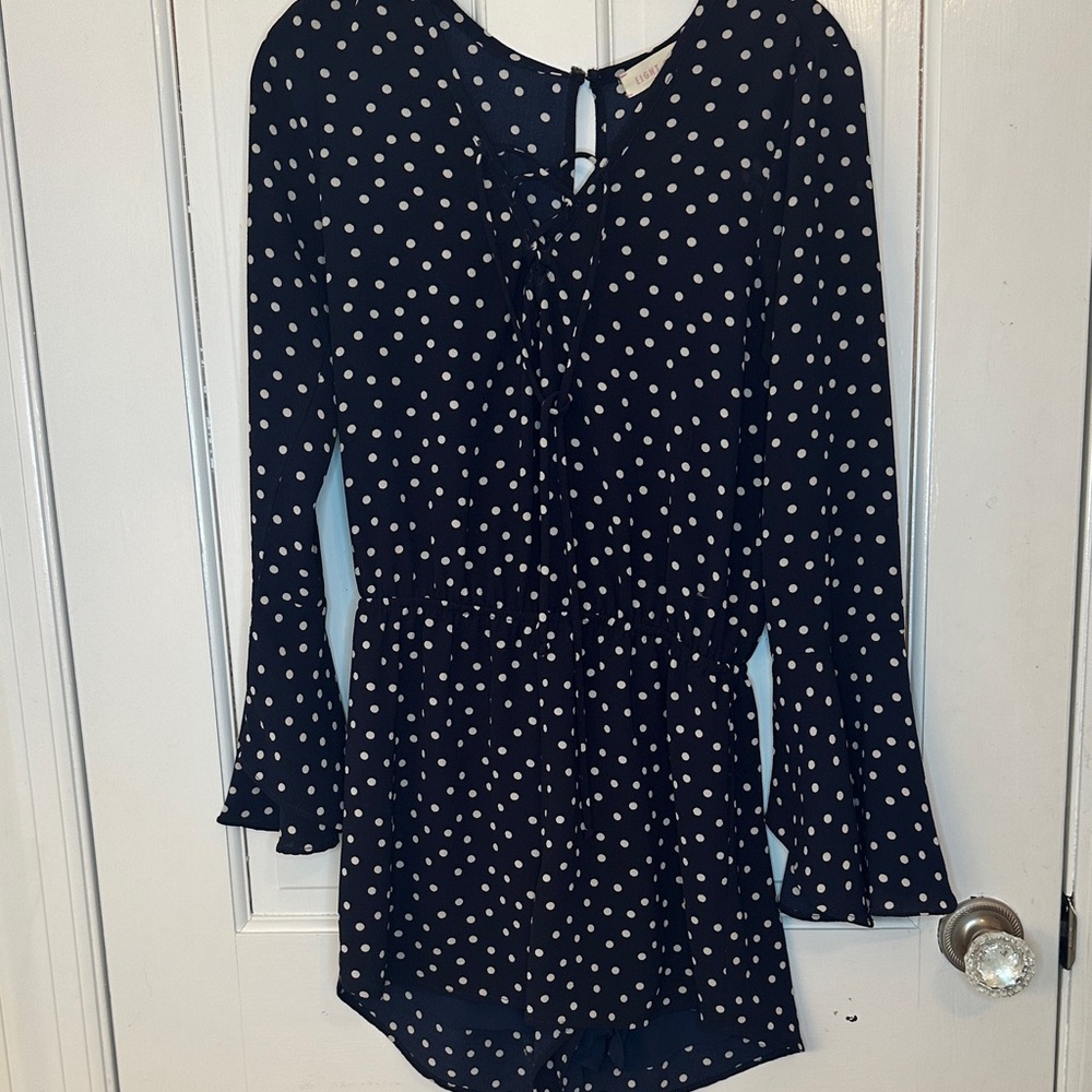 Eight Sixty Navy and White Polka Dot Romper size‎ S EUC